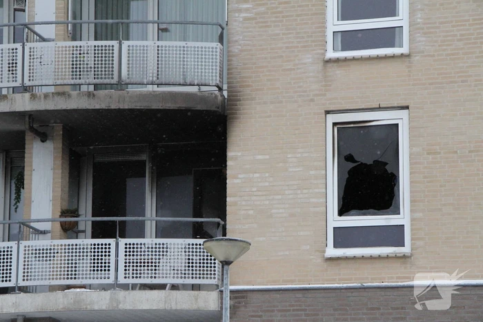 Vrouw overleden bij brand in appartement