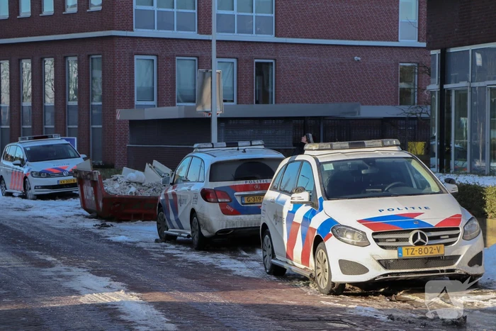 Politie ontdekt kwekerij in Serviceflat Cronestein