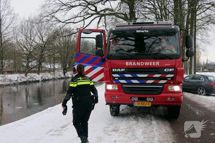 Persoon raakt te water