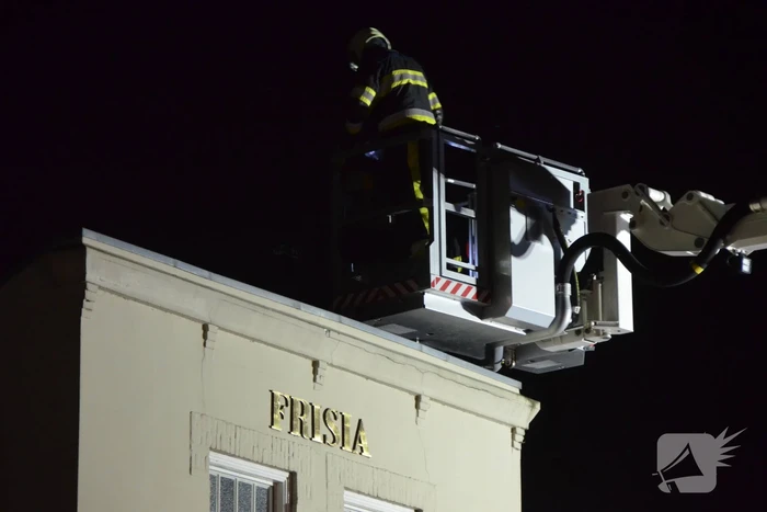 Brandweer doet onderzoek naar schoorsteenbrand