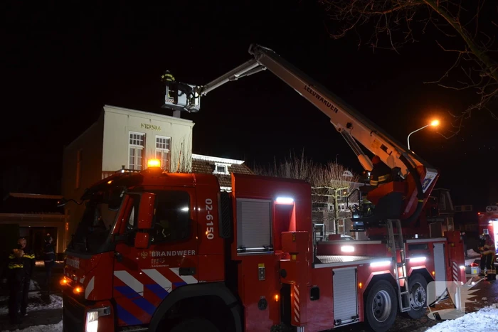 Brandweer doet onderzoek naar schoorsteenbrand