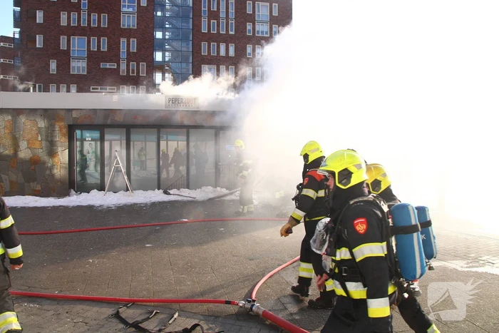 Dikke rookwolken bij brand in restaurant PeperZout
