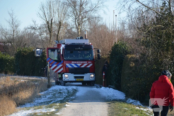 Gewonde met helikopter van ijs gered