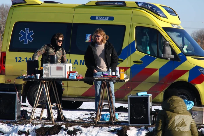 Veerplas zeer druk met schaatsers