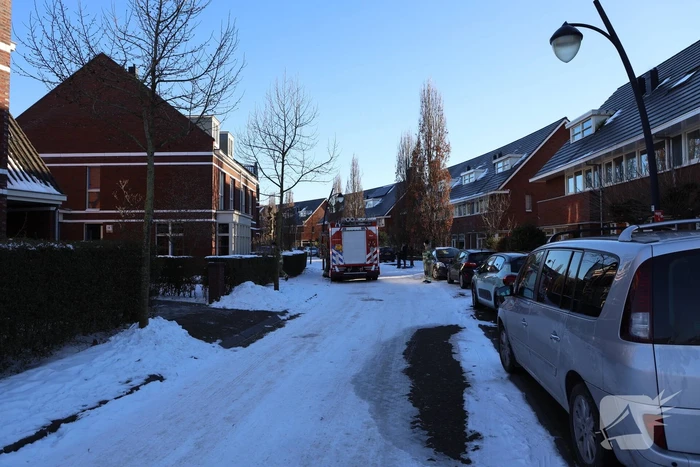 Brandweer doet onderzoek naar gesprongen waterleiding