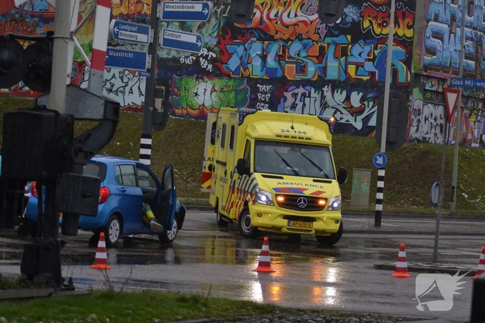 Persoon gewond bij ongeval op kruising