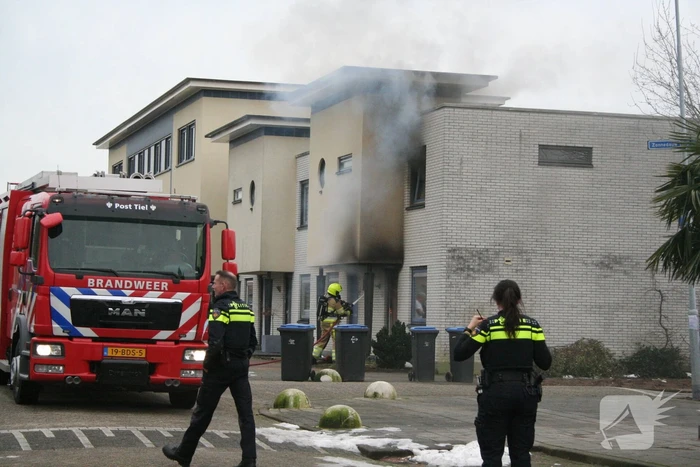 Veel schade bij uitslaande woningbrand