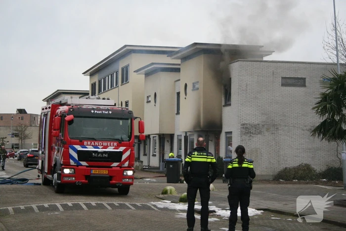 Veel schade bij uitslaande woningbrand
