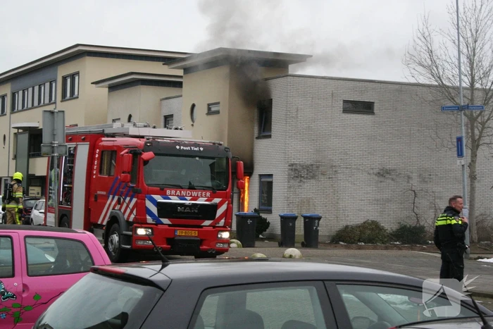 Veel schade bij uitslaande woningbrand