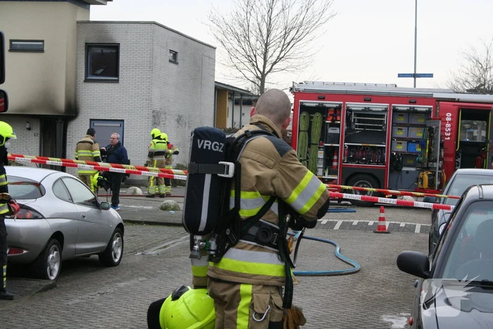 Veel schade bij uitslaande woningbrand