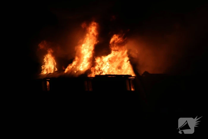 Uitslaande brand in schuur