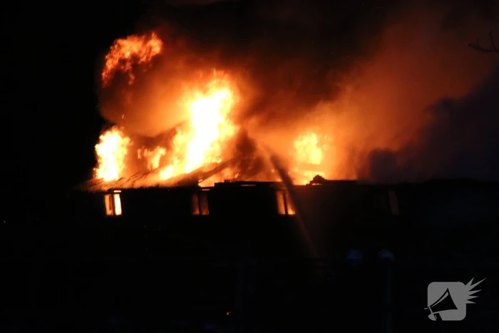 Uitslaande brand in schuur