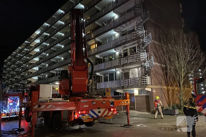Keukenbrand veroorzaakt veel rook
