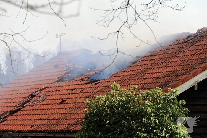 Woning Tom Coronel ontruimd door brand bij buren