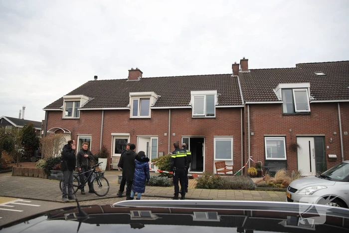 Brand na steekincident in woning