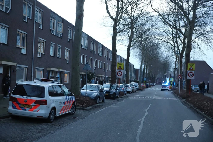 Politie start zoekactie na vermoedelijk steekpartij