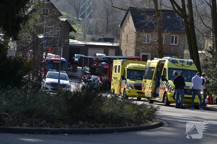 Persoon gewond tijdens snoeien van bomen