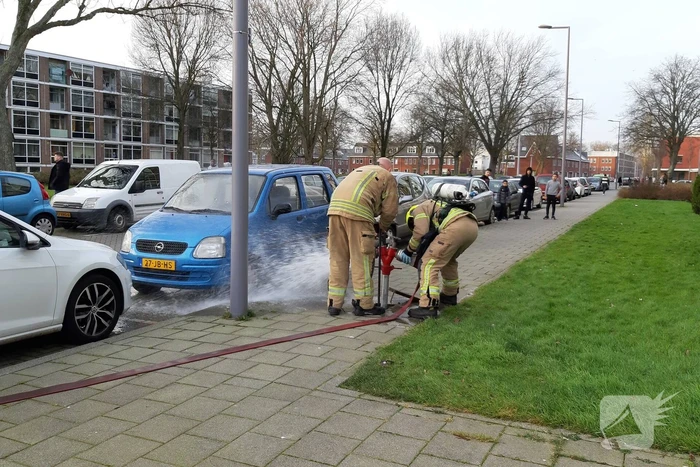 Veel schade bij brand in portiekwoning