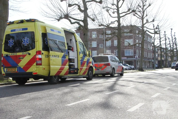 Fietser gaat onderuit