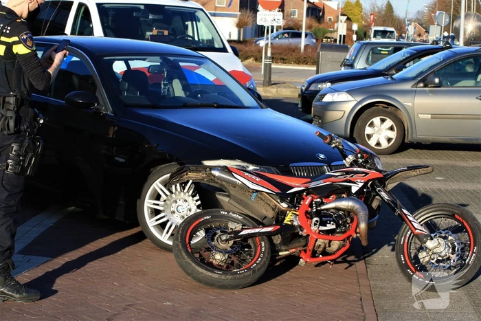 Ongeval tussen brommer en auto