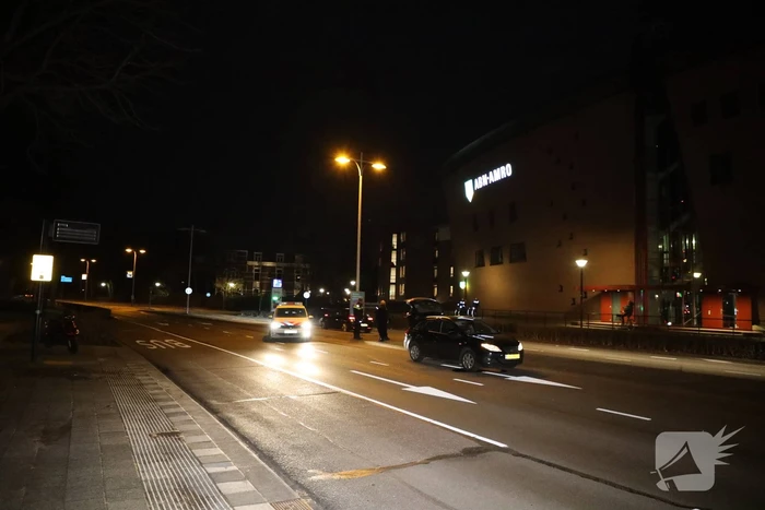 Bestuurder wilt keren maar veroorzaakt oliespoor