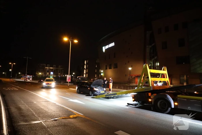 Bestuurder wilt keren maar veroorzaakt oliespoor
