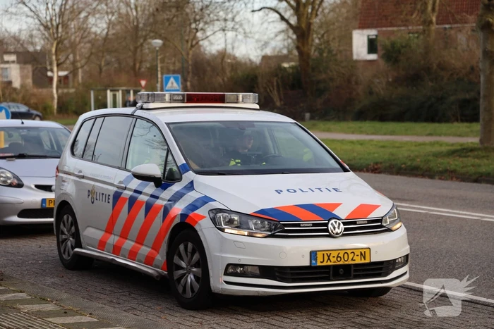 Scooterrijder aangereden op rotonde