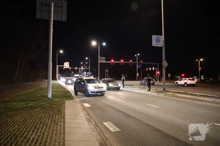 Automobilisten gecontroleerd op papieren tijdens avondklok