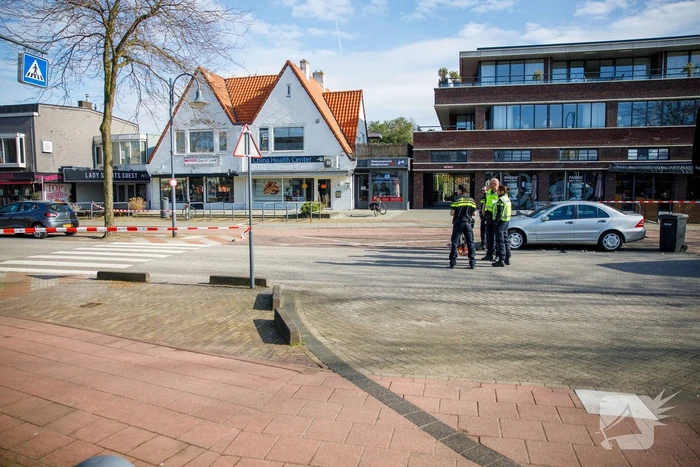 Vrouw ernstig gewond bij verkeersongeval