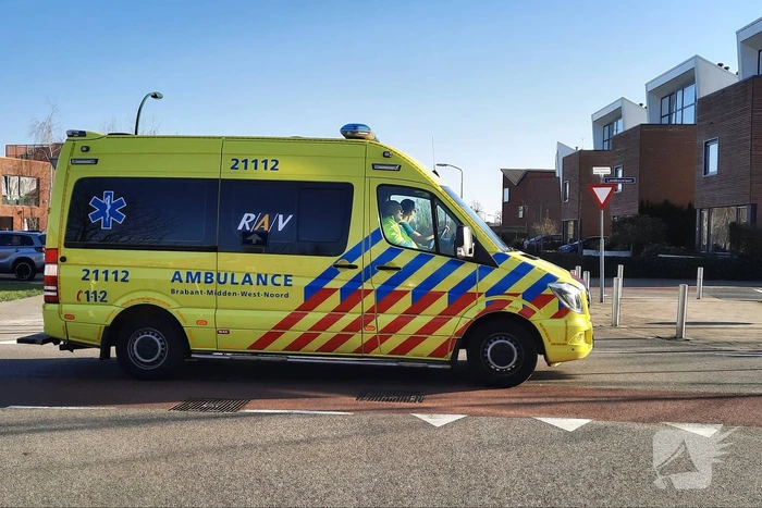 Voetgangers airbag Volvo klapt uit bij aanrijding