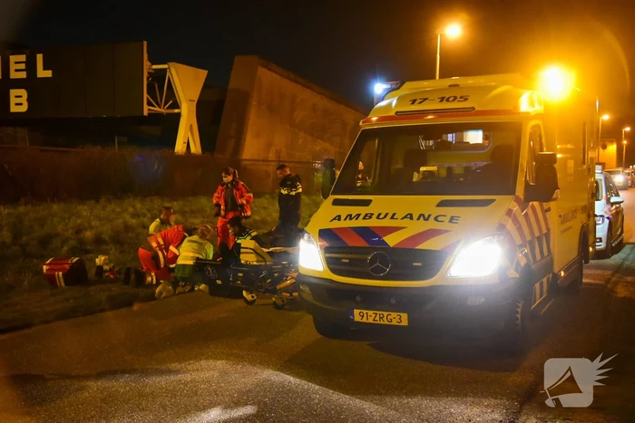 Scooterrijder zwaargewond na eenzijdig ongeval