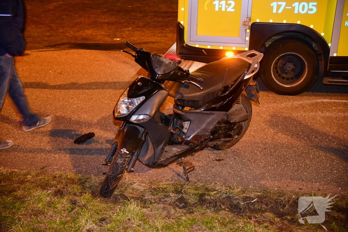 Scooterrijder zwaargewond na eenzijdig ongeval