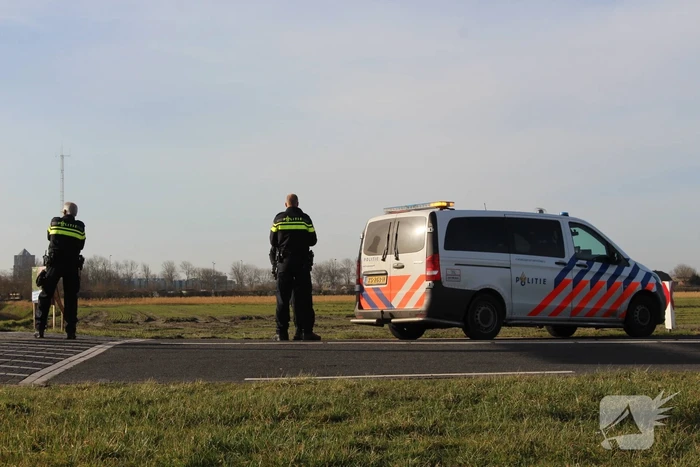 Overstekende fietser gewond door botsing met auto