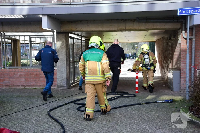 Flatwoningen ontruimd door brand