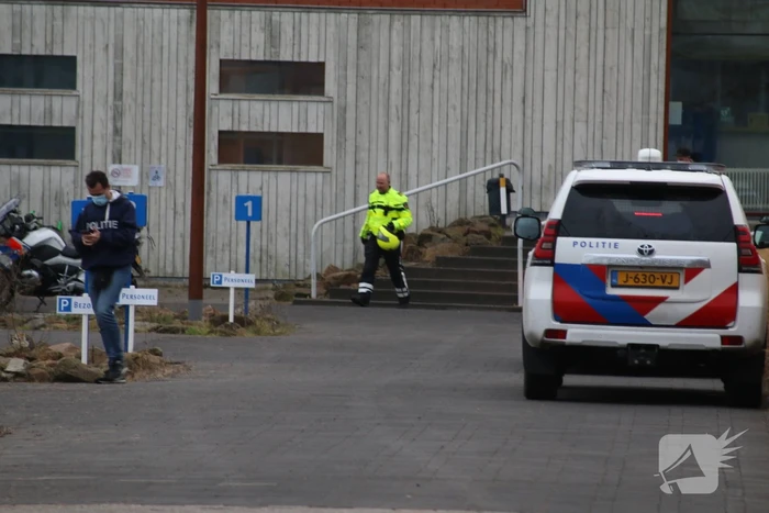 Persoon met verward gedrag uit Asielzoekerscentrum Doggershoek gehaald