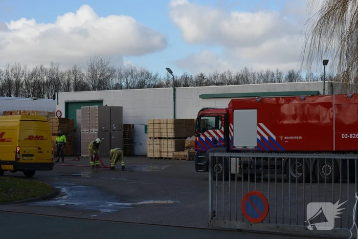 Gasfles in brand bij Phoenix Pallets