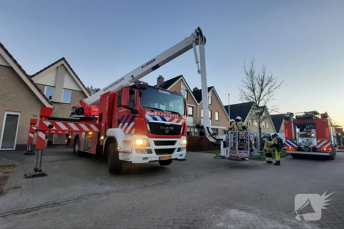 Schoorsteen geveegd na brand
