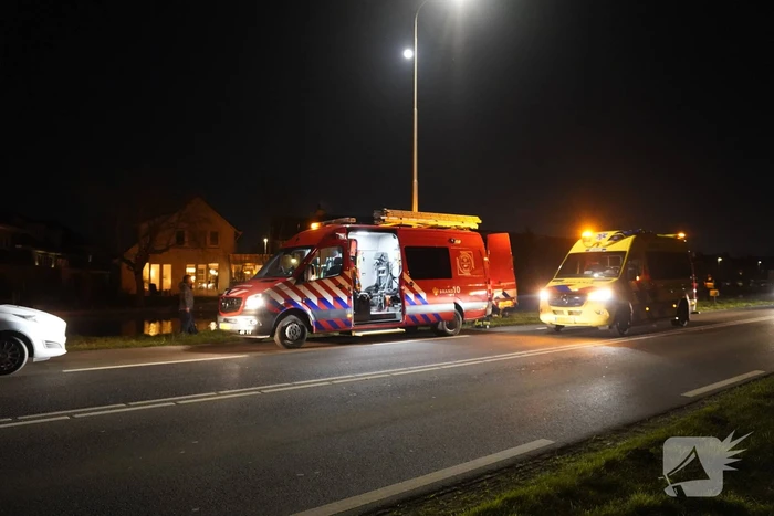 Persoon uit water gered