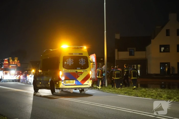 Persoon uit water gered