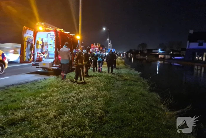 Persoon uit water gered
