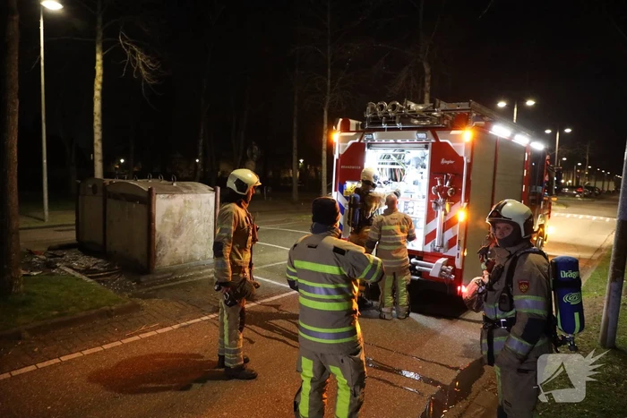Papier in brand na brandstichting