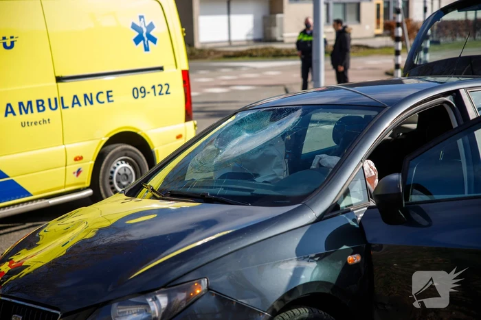 Gewonden bij verkeersongeval met scooter