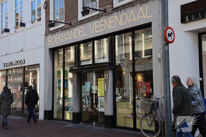 Brandweer inzet na kortsluiting in winkel