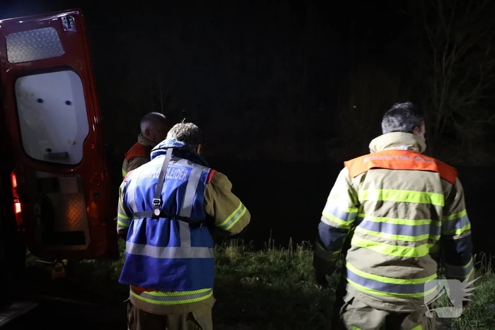 Zoekactie naar te water geraakte persoon