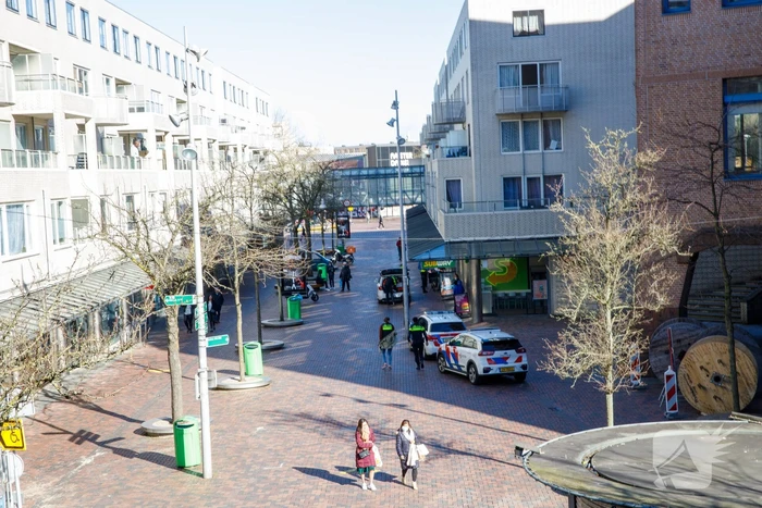 Politie doet onderzoek naar gewapende overval op Domino's Pizza