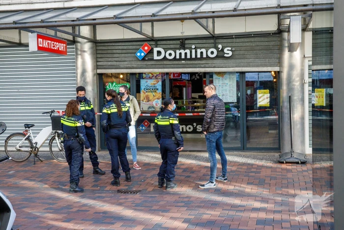 Politie doet onderzoek naar gewapende overval op Domino's Pizza