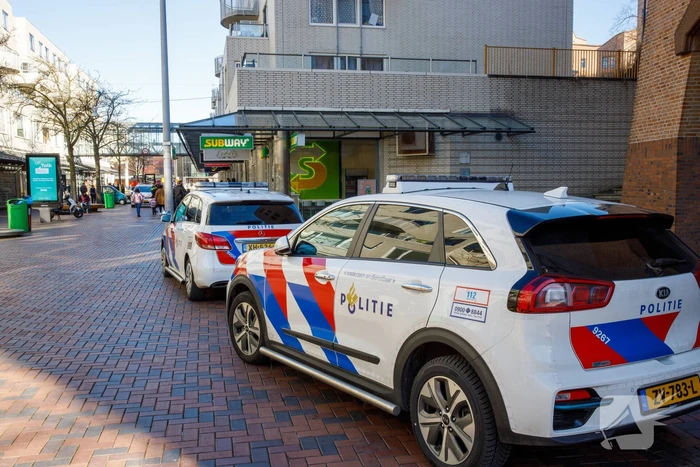 Politie doet onderzoek naar gewapende overval op Domino's Pizza