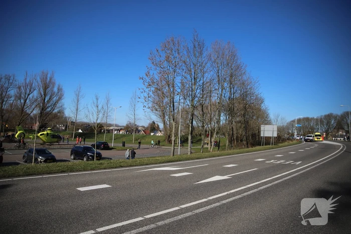 Fietser ernstig gewond bij botsing met auto