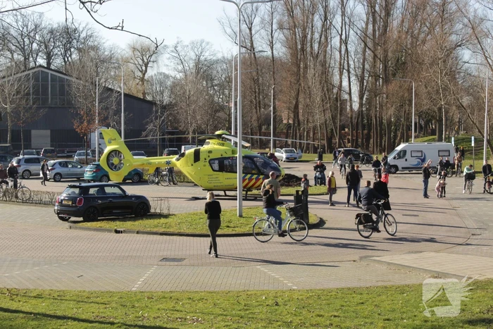 Fietser ernstig gewond bij botsing met auto