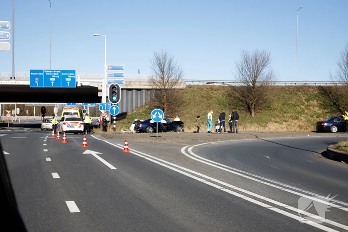 Meerdere gewonden na ongeval tussen taxi en personenauto